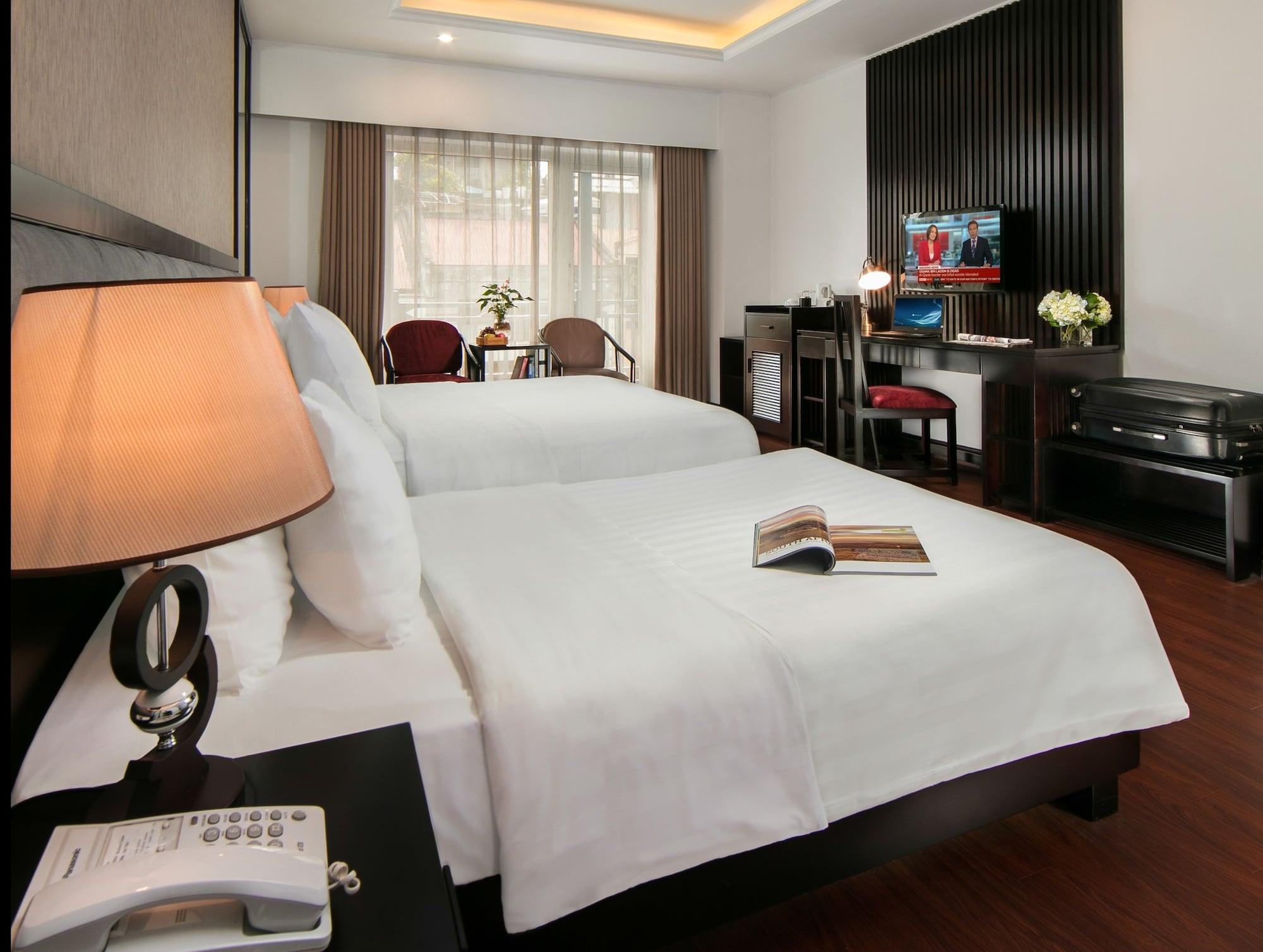 Quoc Hoa Premier Hotel Hanoi Buitenkant foto