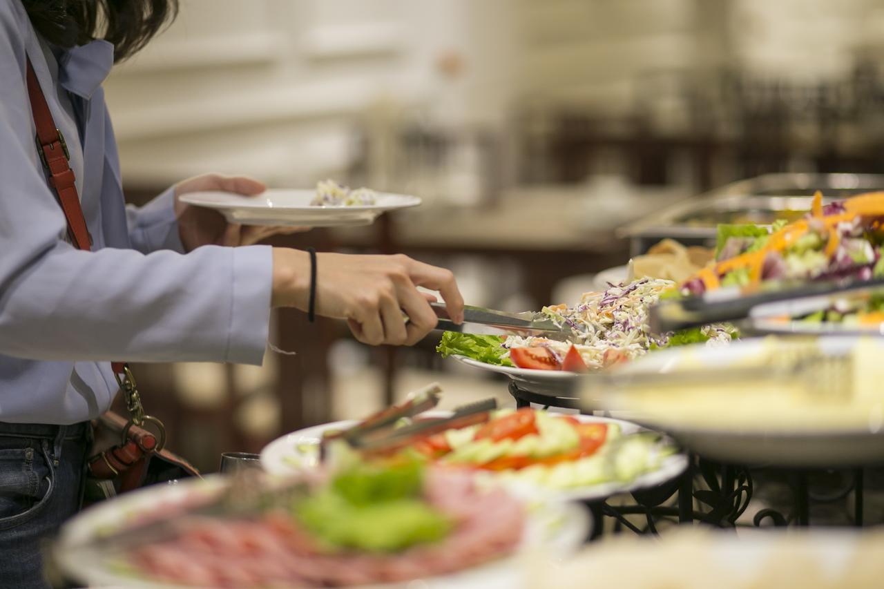 Quoc Hoa Premier Hotel Hanoi Buitenkant foto